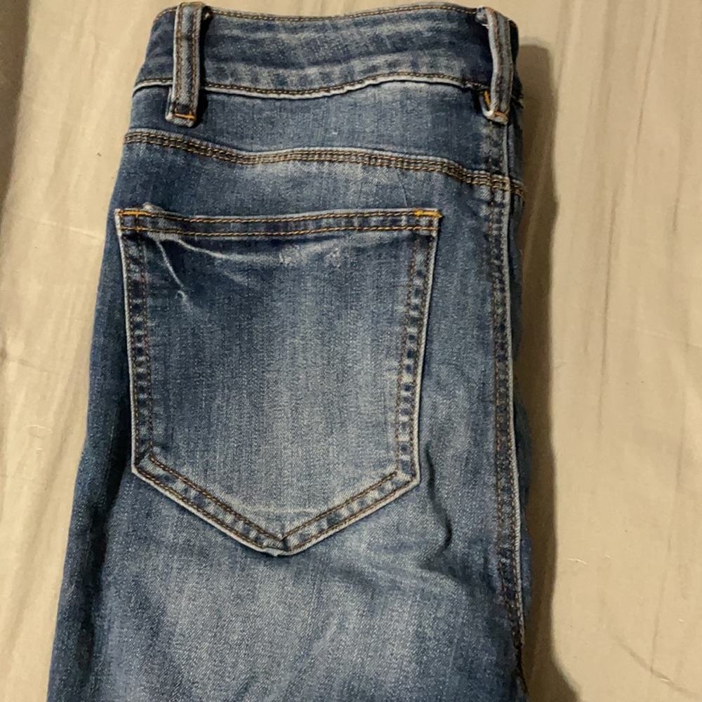Jeans - Picture 2 of 3